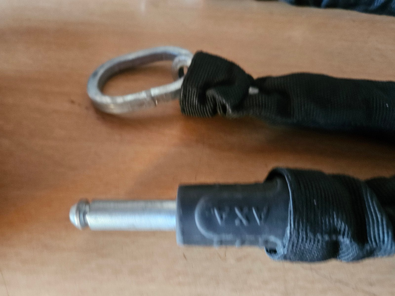 abus en axa insteekketting 1.20m lang icl zadeltas., Verzenden, Gebruikt, Insteekslot