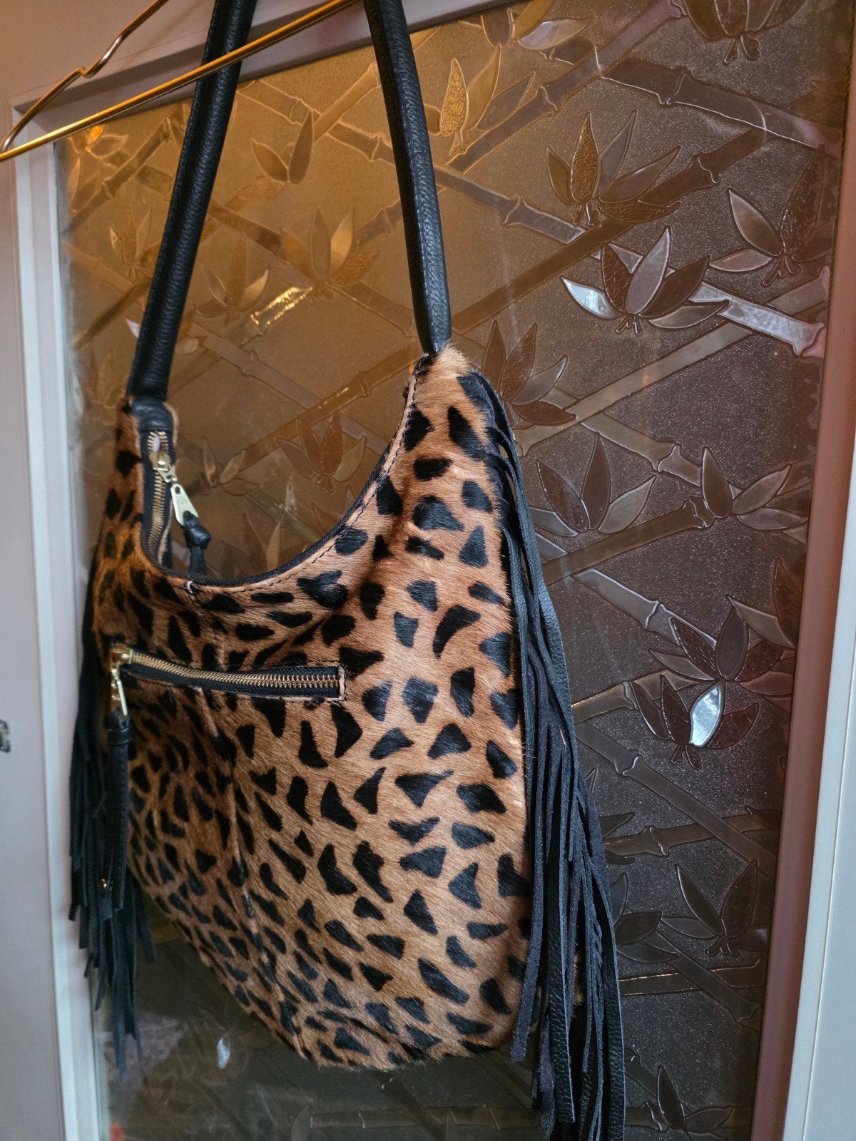 Panterprint leren tas met leren franjes, Sieraden, Tassen en Uiterlijk, Tassen | Damestassen, Ophalen of Verzenden, Zo goed als nieuw