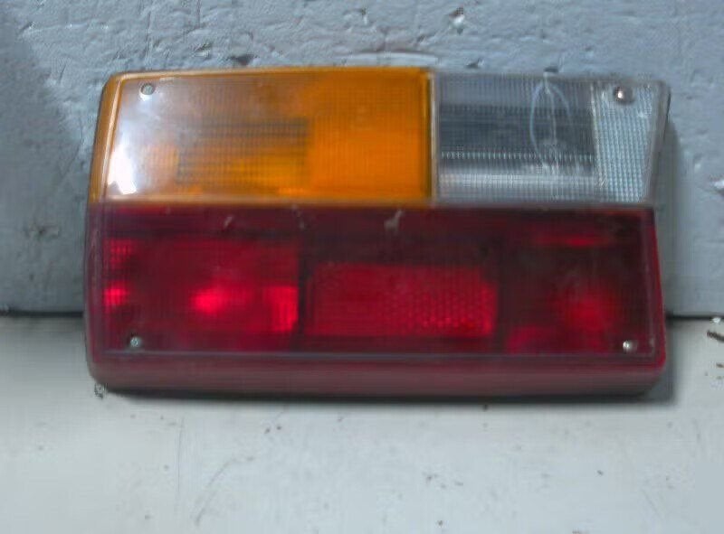 ACHTERLICHT LINKS Saab 99 (01-1972/12-1984), Auto-onderdelen, Saab-de-info@saabgroup.com, Gebruikt, Ophalen of Verzenden, Saab Deutschland GmbH