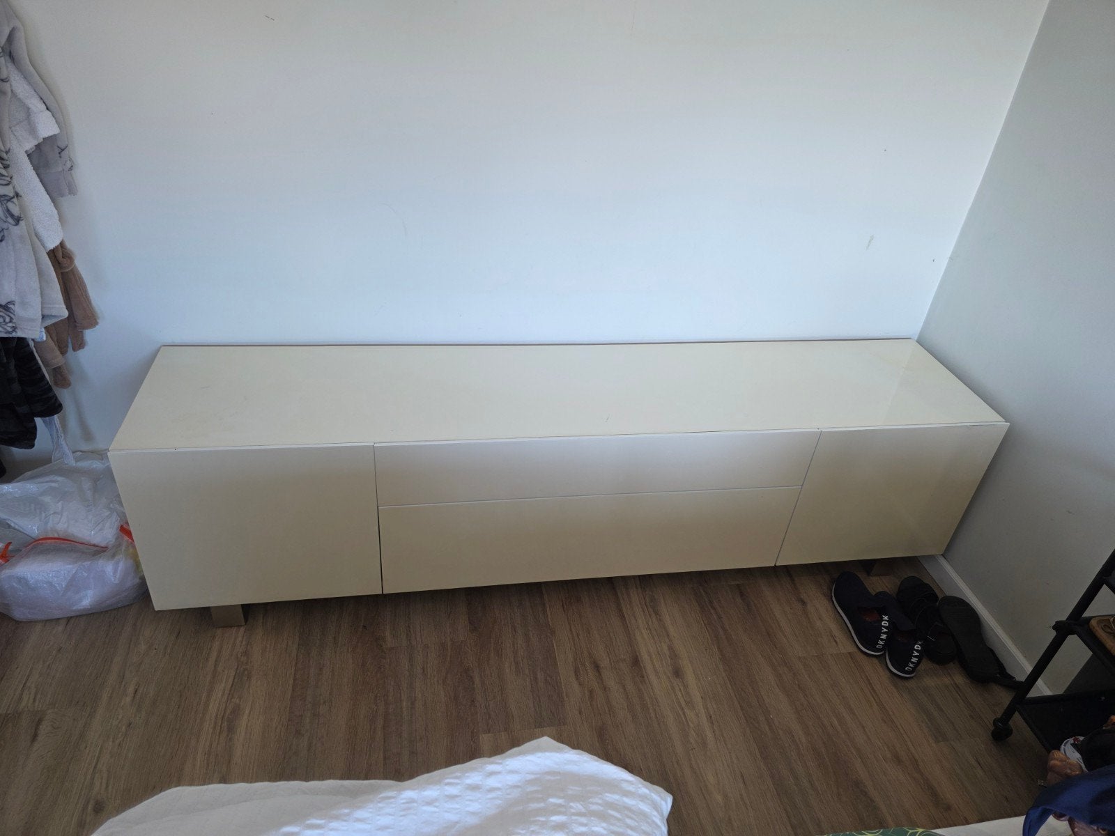 Crème Wit Dressoir  (250 x 45 x 57 cm), Ophalen, Gebruikt, Met deur(en), 200 cm of meer