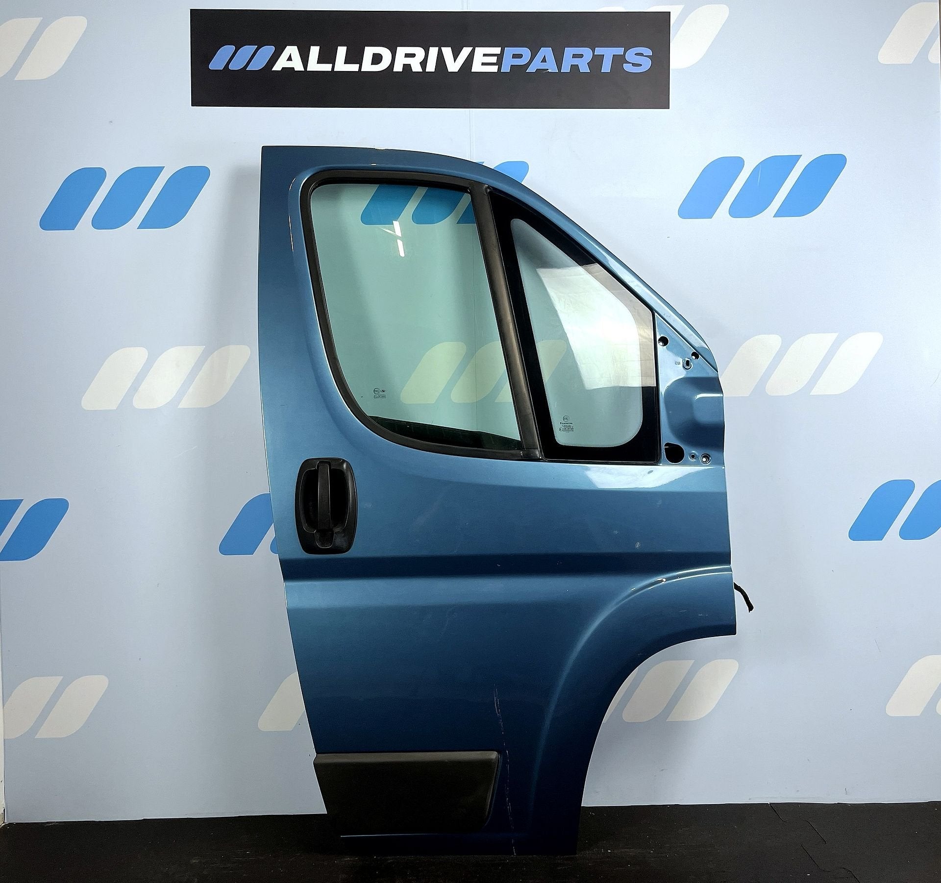 Voorportier rechts Peugeot Boxer blauw KNF 9004Y1