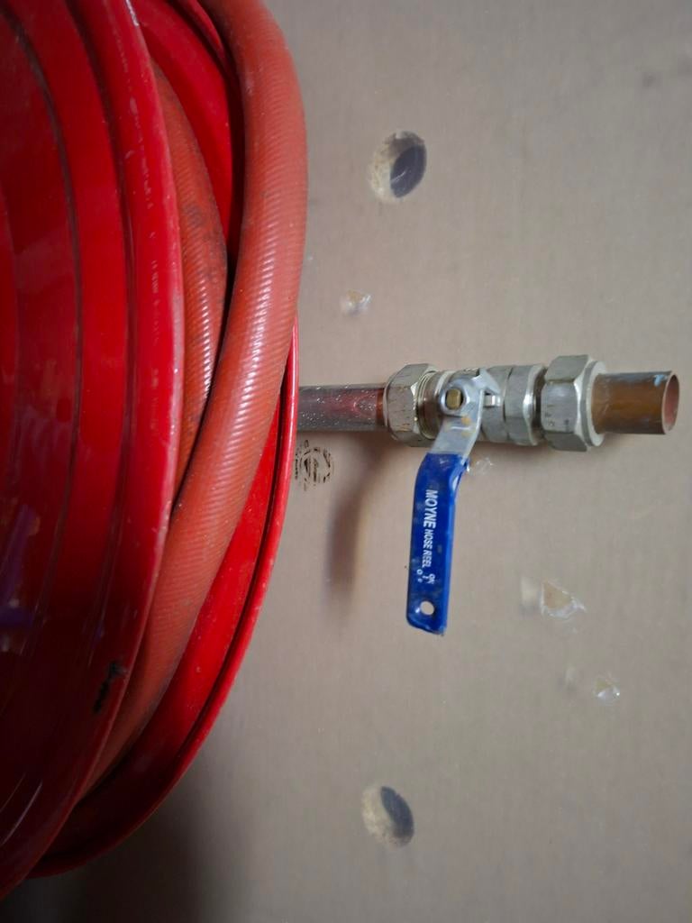 Stevige Brandslanghaspel - 20 Meter / 19 mm - 12 Bar, Huis en Inrichting, Brandblussers en Brandkasten, Ophalen, Brandblusser