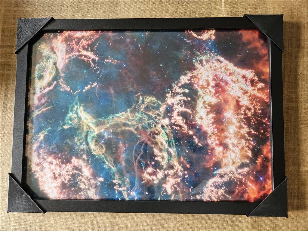 Webb's Cassiopeia A Supernova MIRI Space [30x40 cm], Minder dan 50 cm, Nieuw, Ophalen of Verzenden, Schilderij