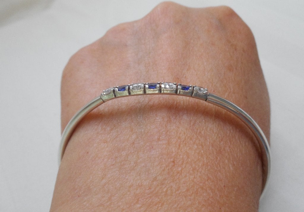 Zilveren slavenarmband met saffier nr.1451, Sieraden, Tassen en Uiterlijk, Verzenden, Zo goed als nieuw, Met edelsteen, Zilver