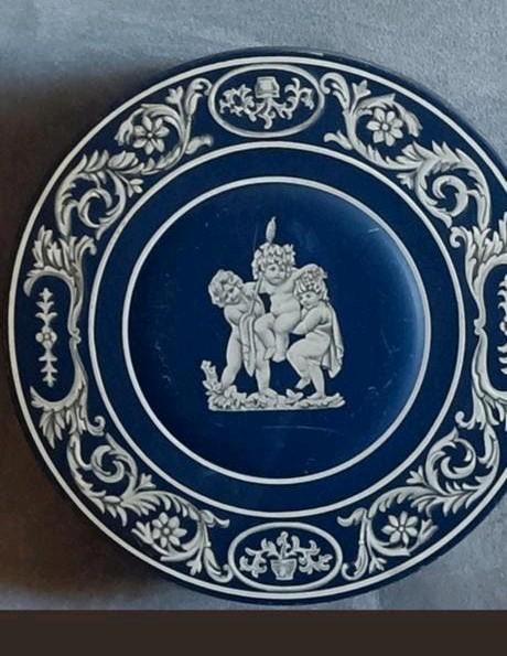 Vintage Albert Heijn blik met Wedgewood design, Verzamelen, Blikken, Ophalen of Verzenden, Gebruikt, Koek(jes), Overige merken
