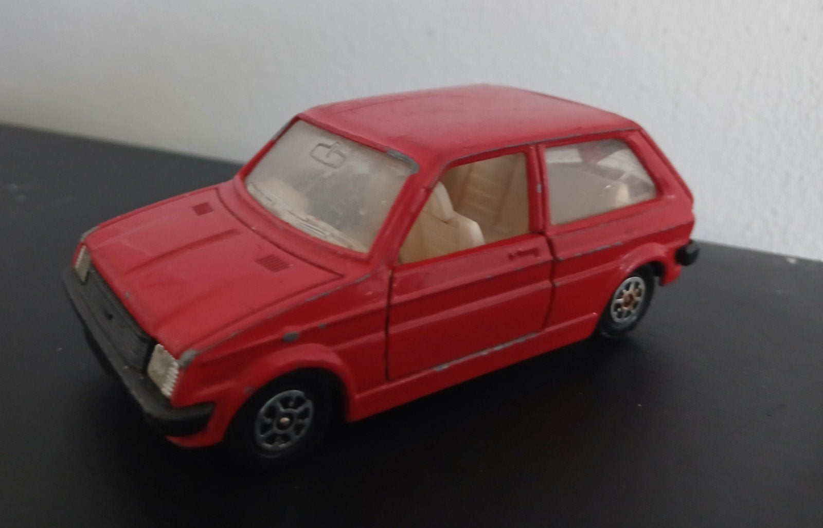 Mini Metro 1:36 corgi, Hobby en Vrije tijd, Modelauto's | 1:43, Ophalen of Verzenden, Gebruikt, Auto, Corgi