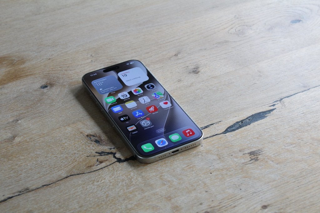 Apple iPhone 16 Pro Max - 256GB - White Titanium, 256 GB, Apple, Apple, Zwart