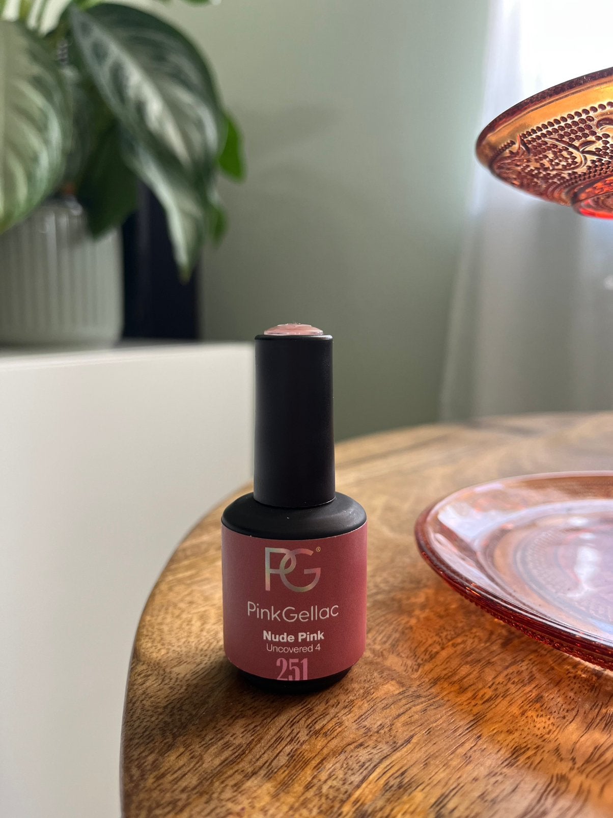 Pink gellac - pink nude 251 - nieuw!, Nieuw, Ophalen of Verzenden, Handen en Nagels, Make-up