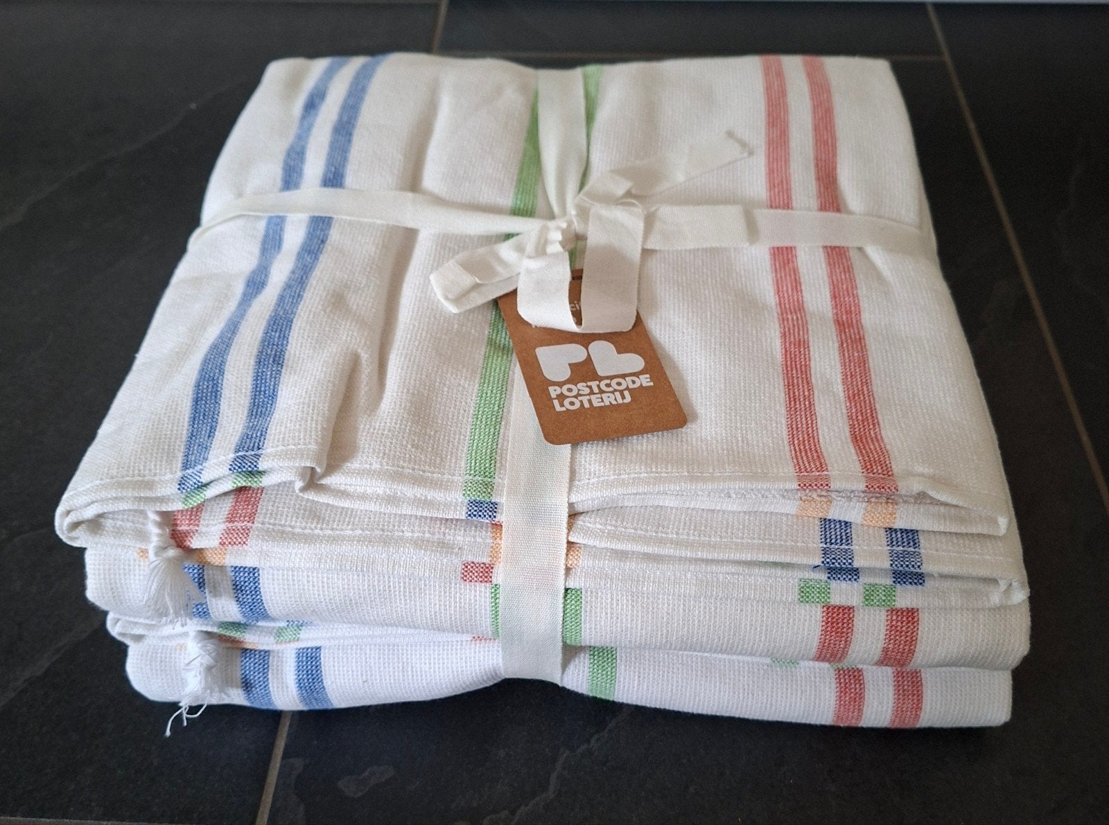 Te koop 2 nieuwe hammam handdoeken, Ophalen of Verzenden, Nieuw, Handdoek
