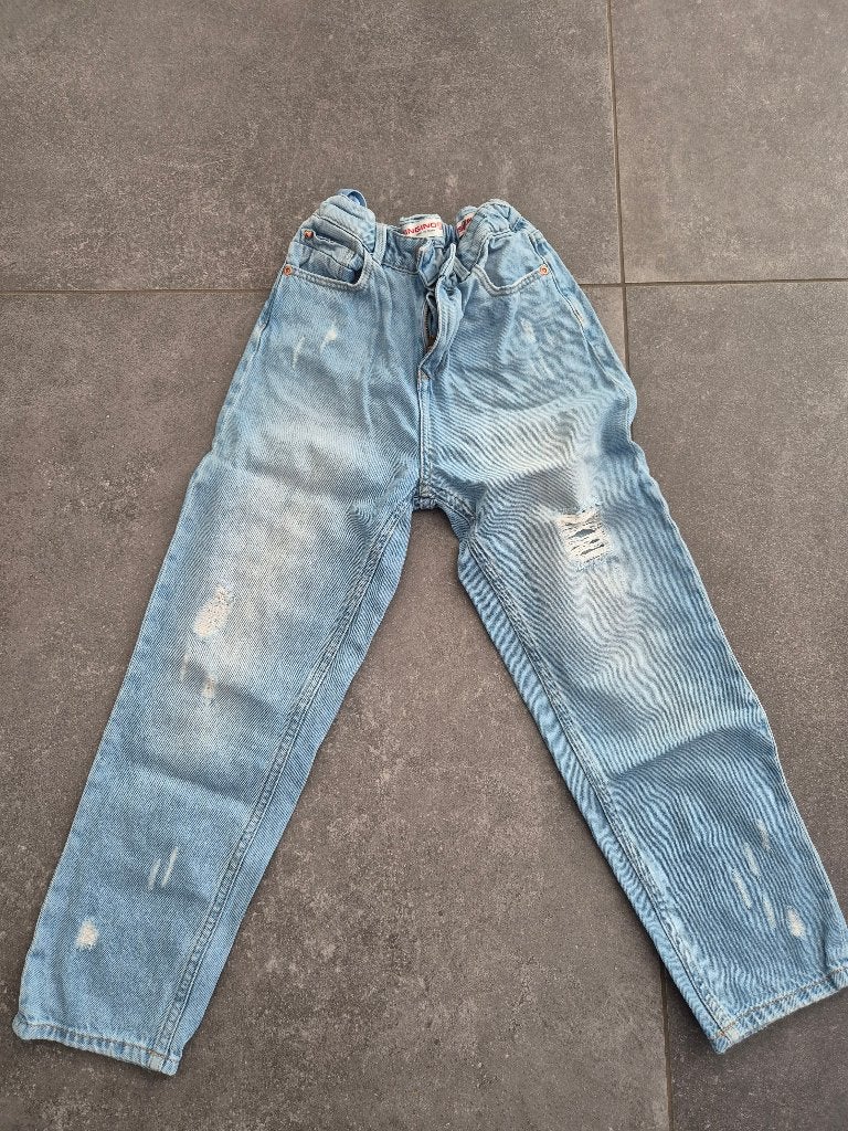 Spijkerbroek Vingino maat 9 (134), Broek, Meisje, Ophalen of Verzenden, Zo goed als nieuw