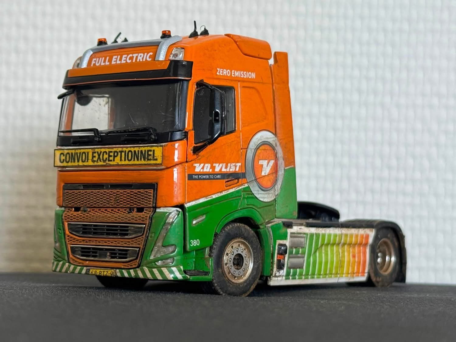 VOLVO FH5 GLOBETROTTER ELECTRIC 4X2 VD Vlist, Hobby en Vrije tijd, Ophalen of Verzenden, Wsi