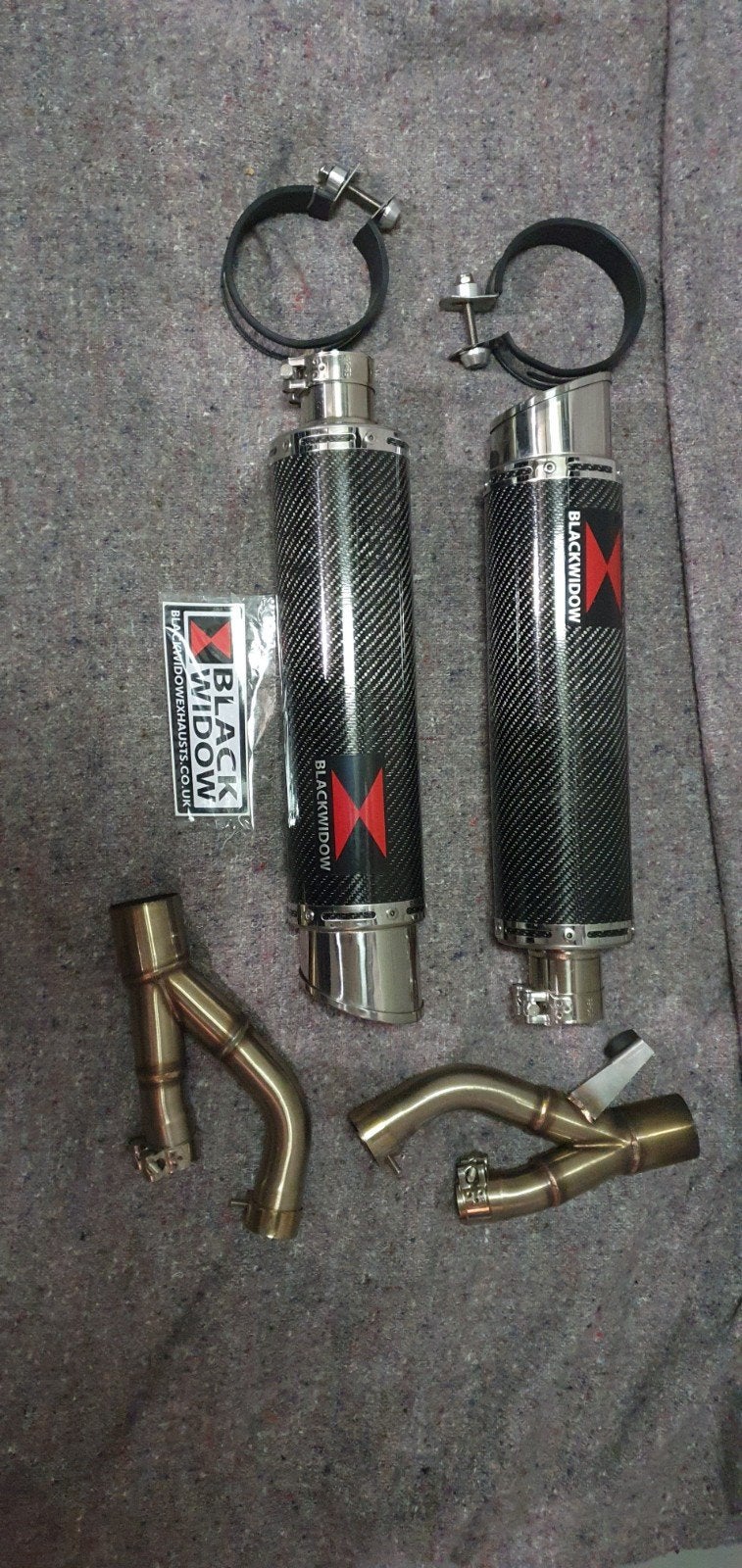 Black Widow uitlaaten voor Yamaha Vmax1200.ZGAN BW carbon 35, Ophalen, Gebruikt