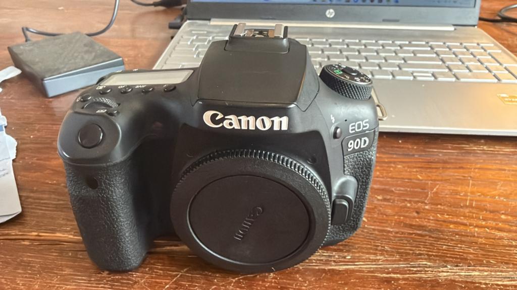 Canon eos 90-d body zgan, Ophalen, Spiegelreflex, Canon, Zo goed als nieuw
