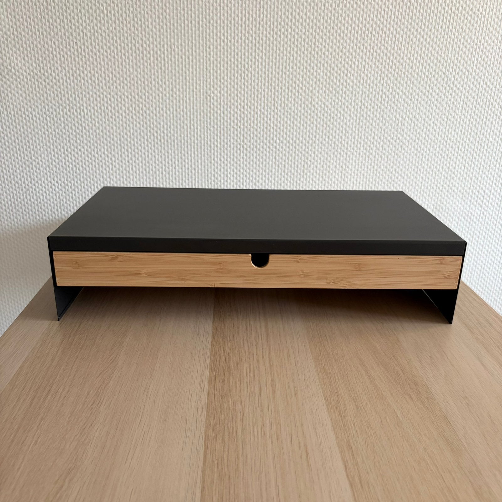 IKEA ELLOVEN Monitorstandaard, Ophalen, Zo goed als nieuw