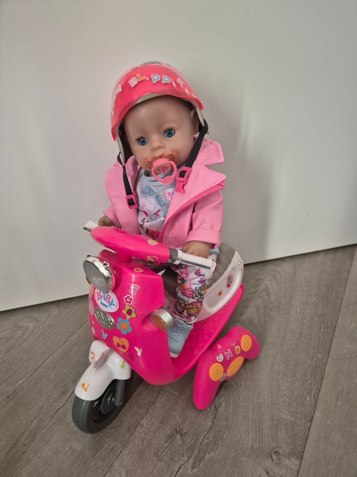 Babyborn Scooter, Kinderen en Baby's, Ophalen, Babypop