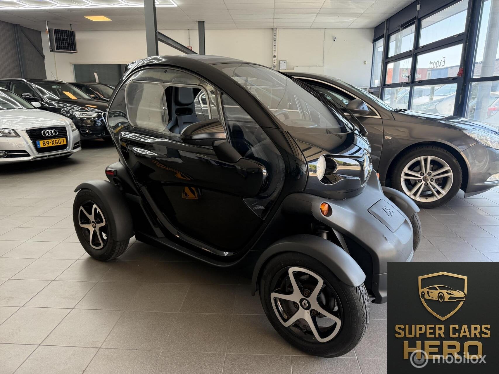 Renault Twizy Intens EX accu, Auto's, Gebruikt, Overige carrosserieën, Origineel Nederlands, 2 stoelen