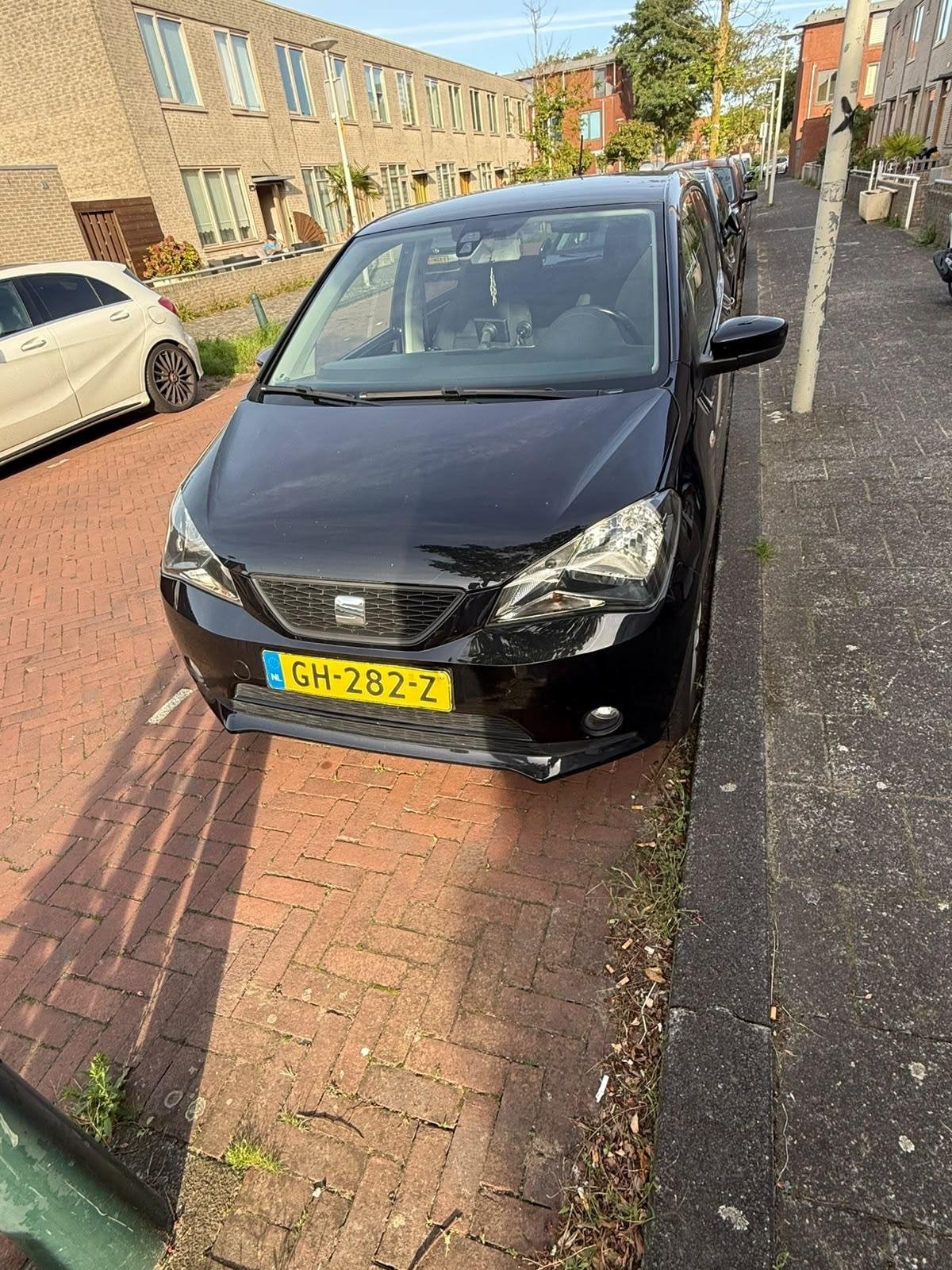 Seat Mii 1.0 44KW 2015 Zwart, Auto's, Voorwielaandrijving, Stof, 840 kg, 4 stoelen