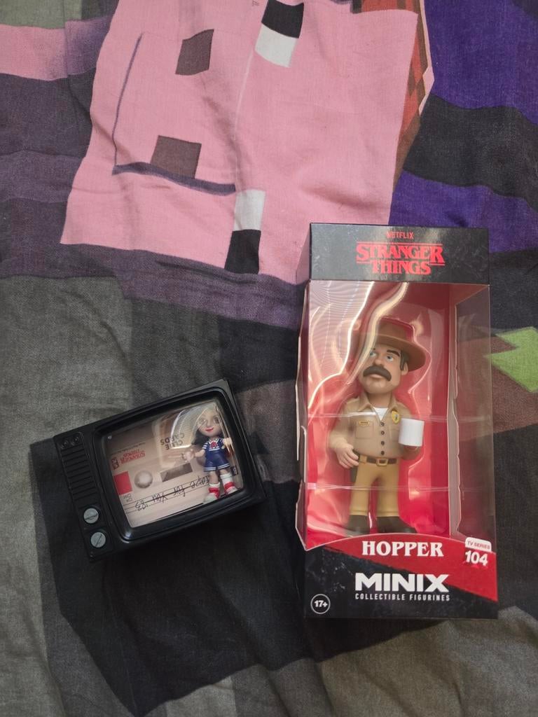 Stranger things merchandise, Ophalen of Verzenden