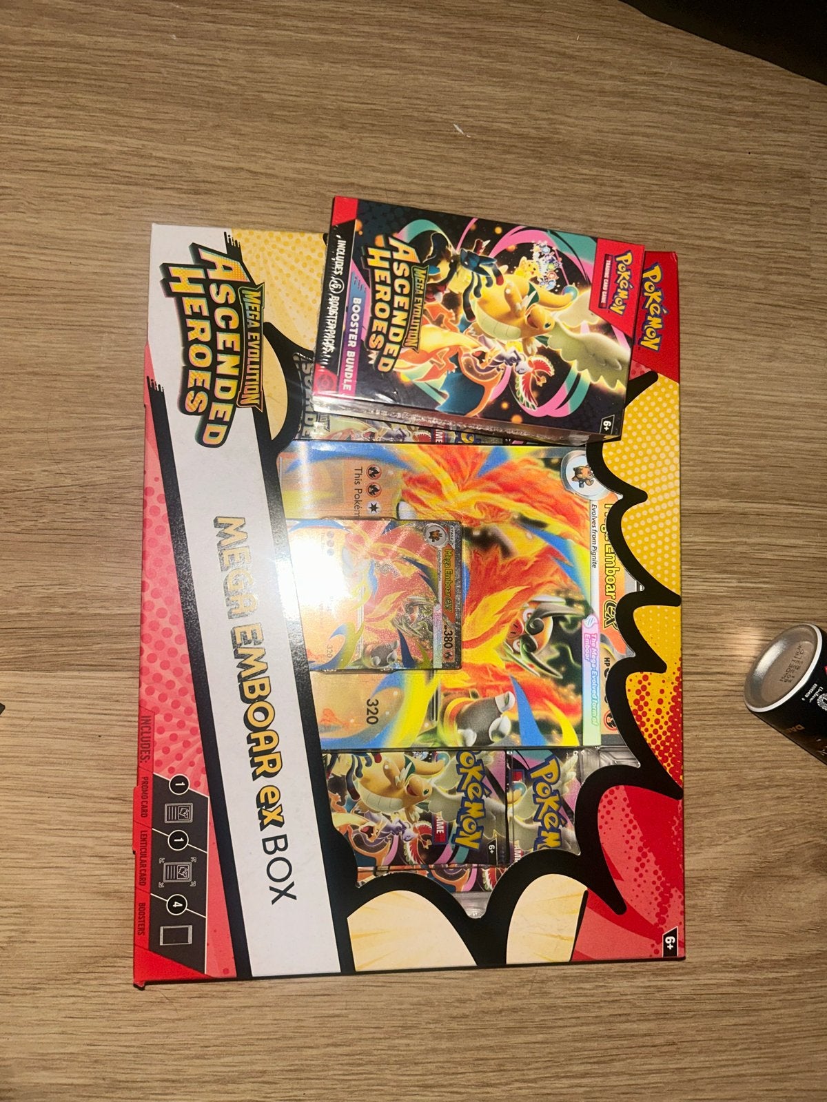 Mega emboar ex box & booster bundle ascended heroes, Ophalen of Verzenden, Nieuw, Overige typen