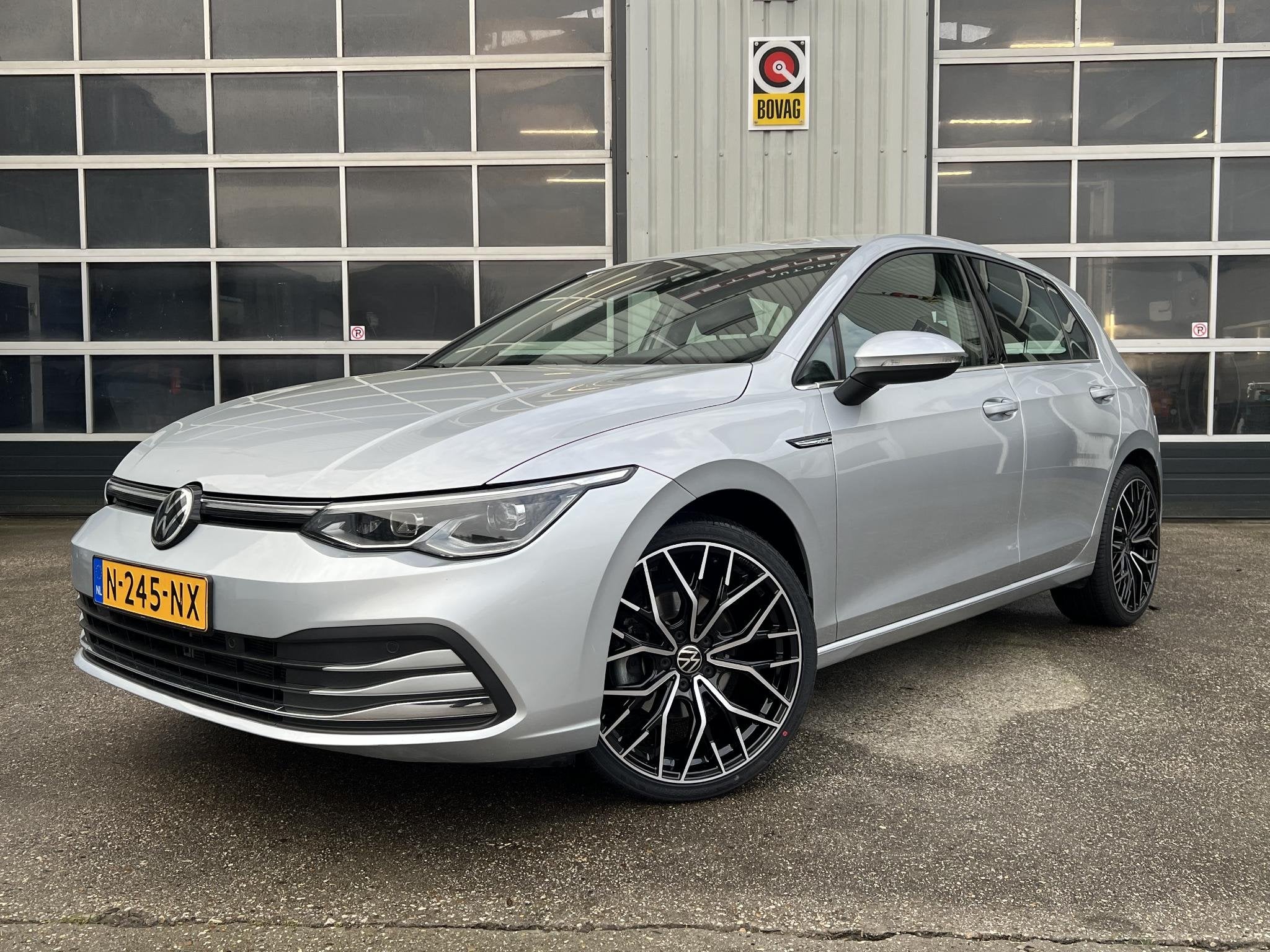 Volkswagen Golf 1.5 TSI Style GT Stoelverwarming / LED / PDC, Voorwielaandrijving, 4 cilinders, 150 pk, Bedrijf