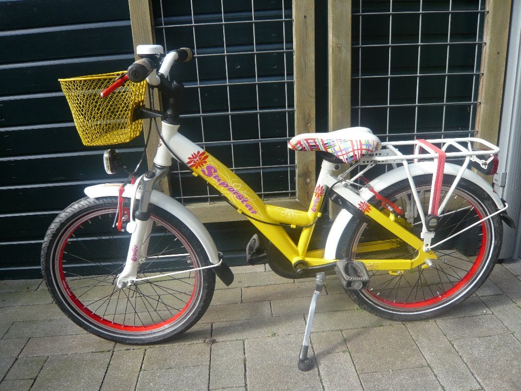mooie 20" loekie superstar meidenfiets met voorvering, Fietsen en Brommers, Fietsen | Meisjes, Ophalen, Zo goed als nieuw, 20 inch
