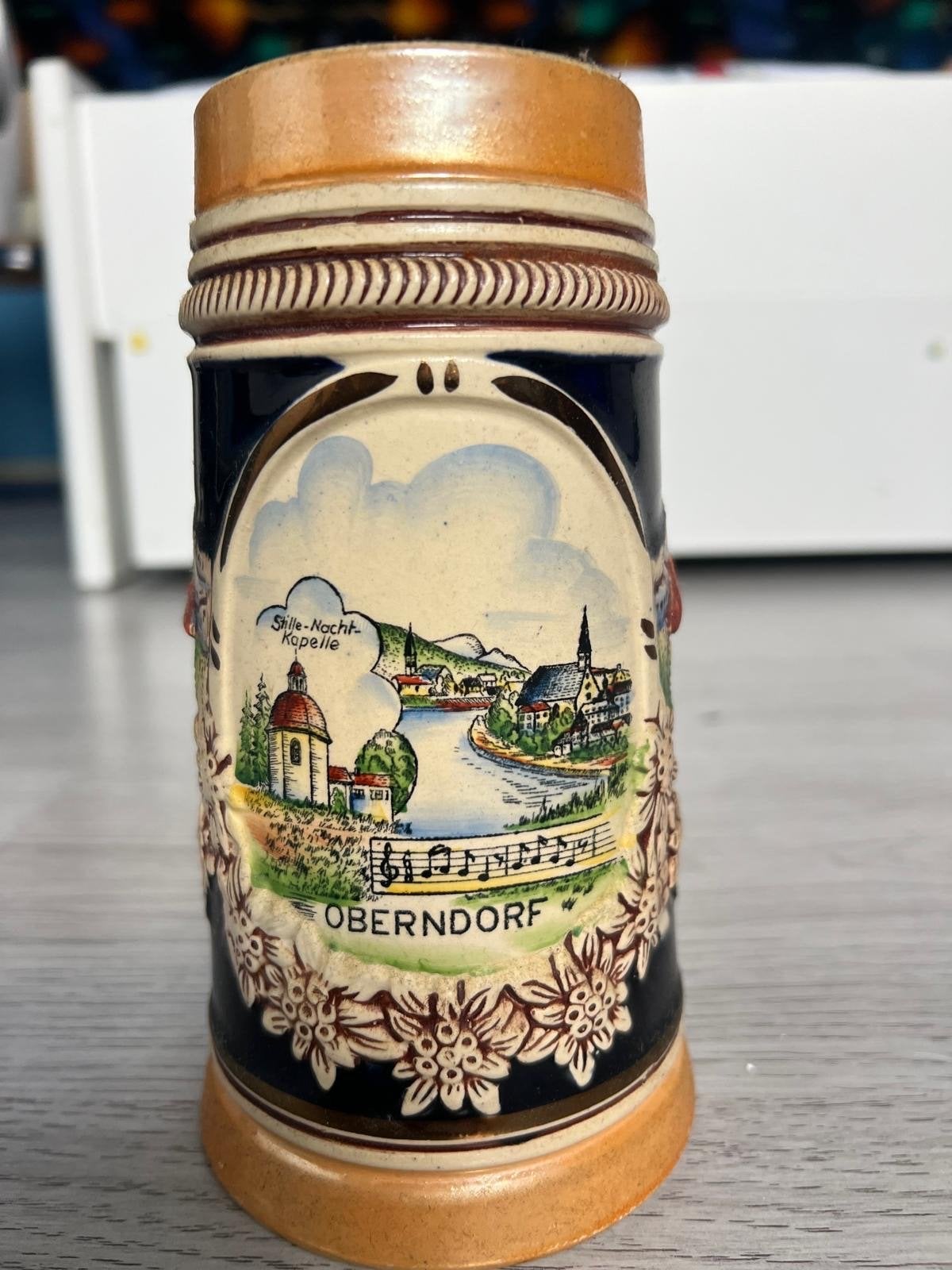 Duitse aardewerken bierpul met Oberndorf decoratie, Verzenden