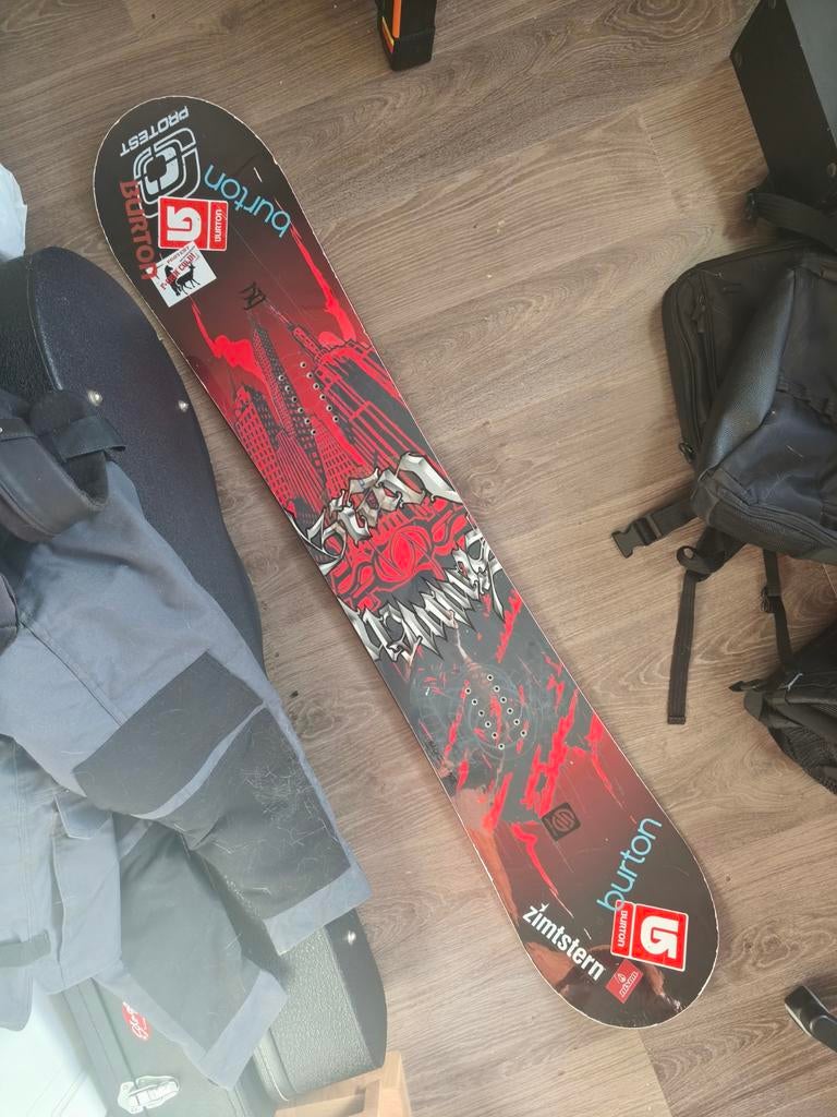 Snowboard - Santa Cruz - Gian Simmen - 157 cm, Sport en Fitness, Snowboarden, Ophalen, Gebruikt, Board