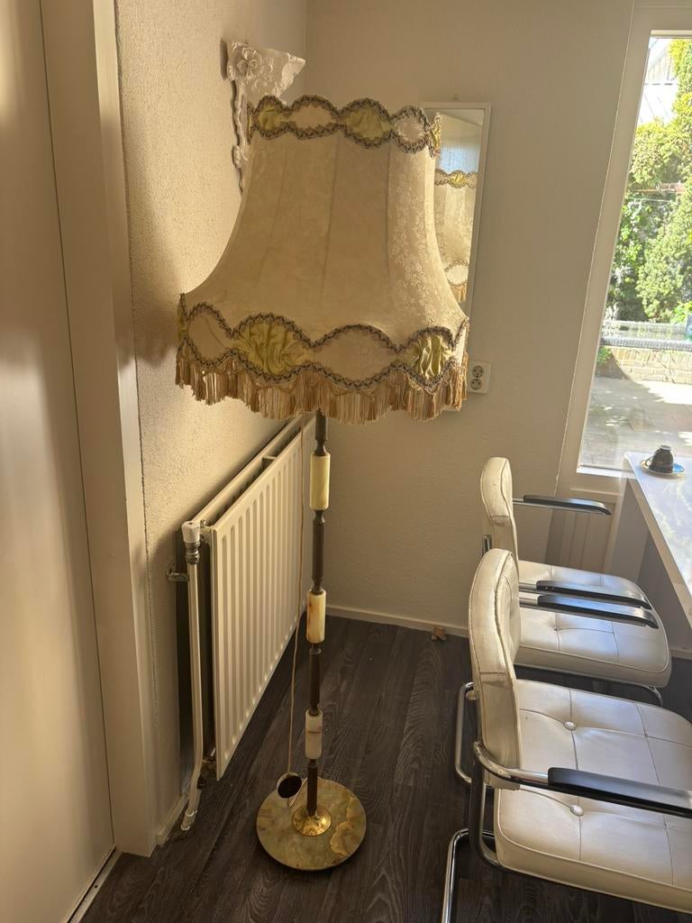 Mooie antieke schemerlamp, Huis en Inrichting, Lampen | Vloerlampen, Ophalen of Verzenden, Zo goed als nieuw, Minder dan 100 cm