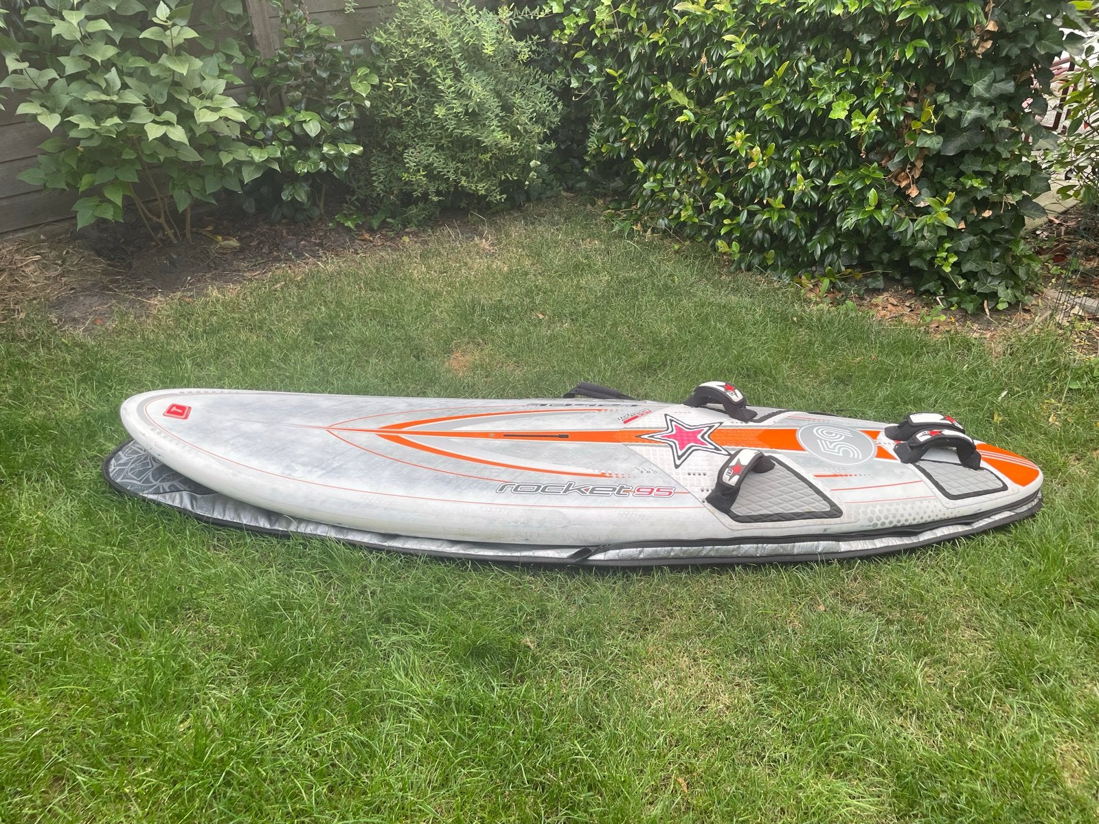 Tabou Rocket 95 LTD Edition Windsurfplank, Ophalen, Met voetbanden, Tabou, Minder dan 250 cm