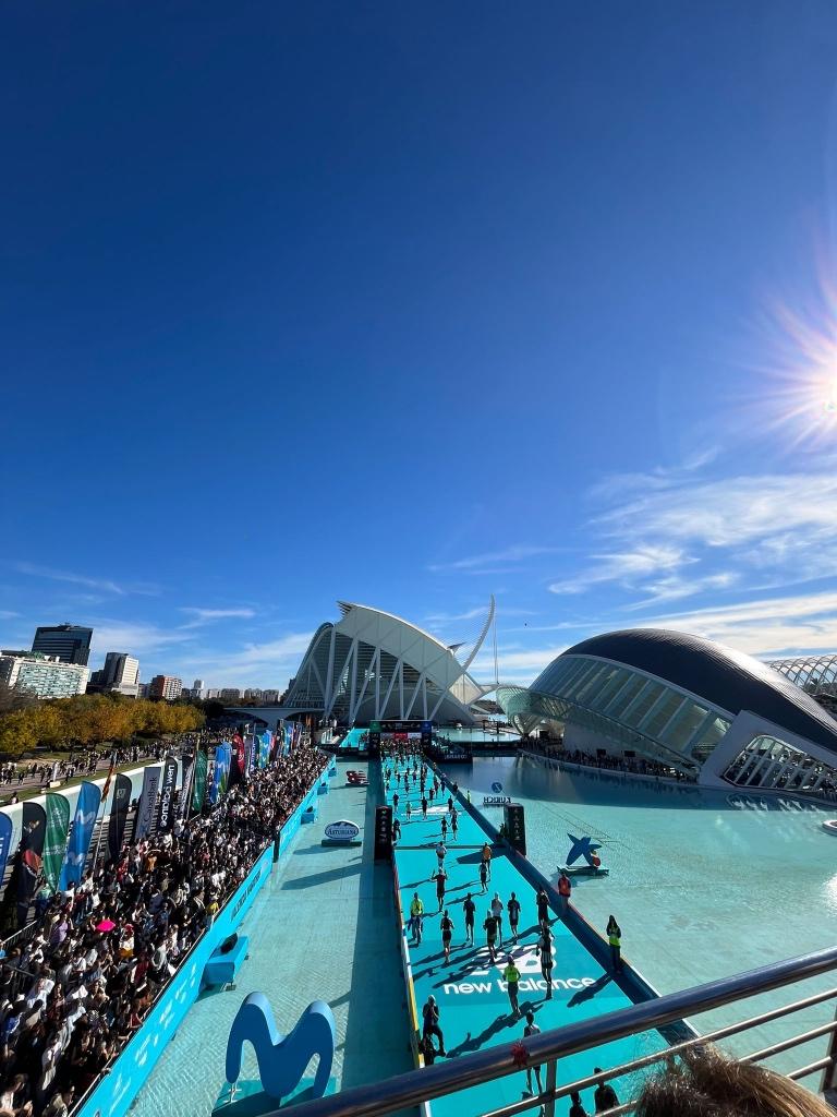 Gezocht: Marathon Valencia 6-12-2026 Ticket, Tickets en Kaartjes, Sport | Overige, Eén persoon, December