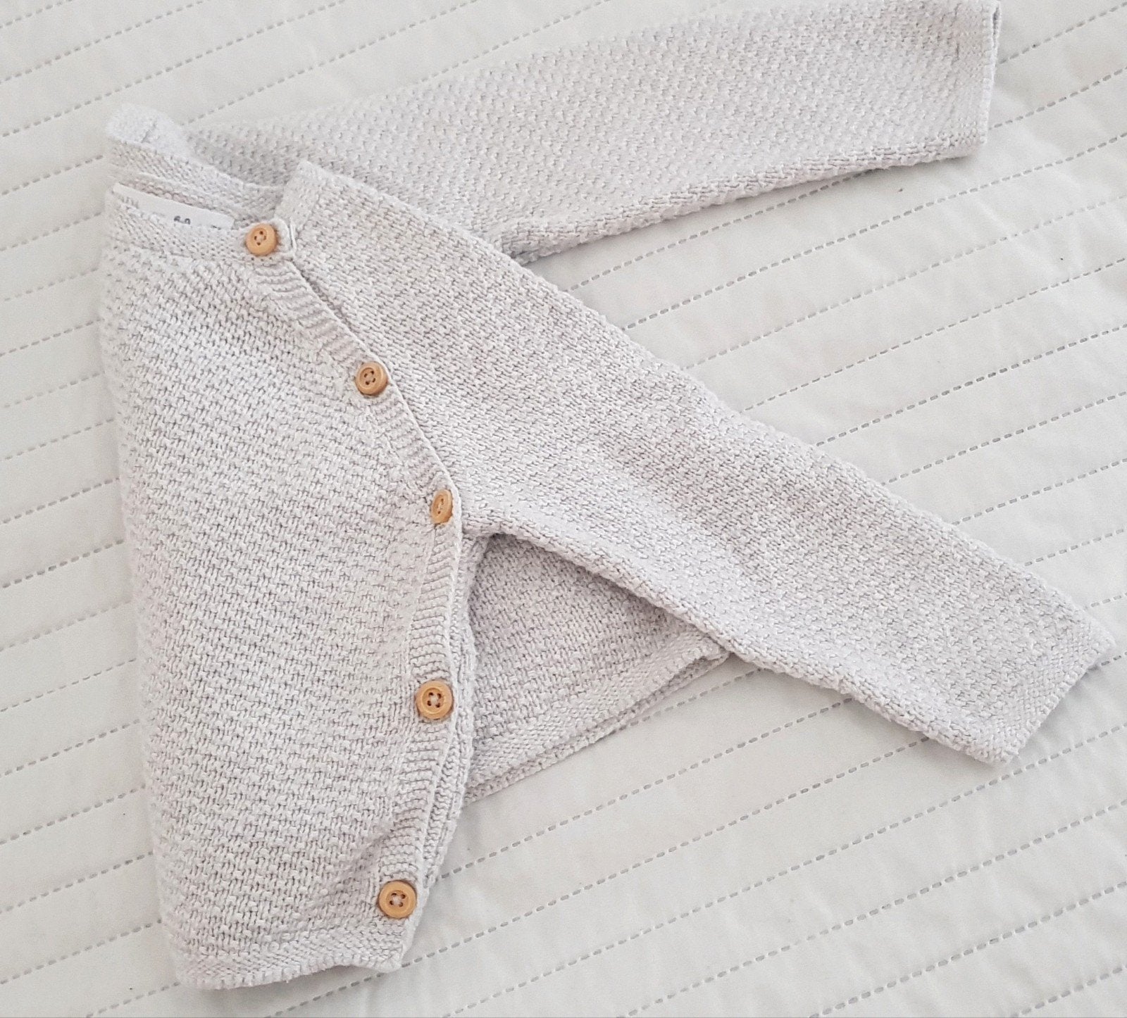 Zara truitje met knopen maat 74 baby kleding truien trui, Zo goed als nieuw, Zara, Jongetje, Truitje of Vestje