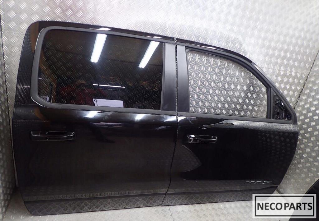 DODGE RAM 1500 V 19 PORTIER DEUR PORTIERE DEUREN OP AANVRAAG, Gebruikt, -, Ophalen of Verzenden, Achter