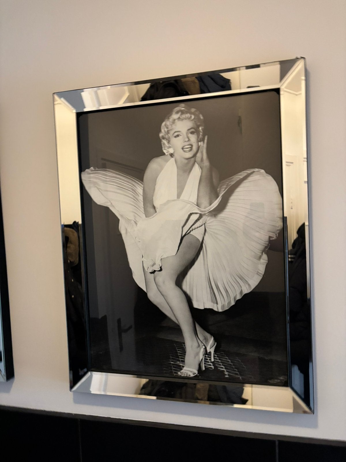 2x Marilyn Monroe in spiegellijst Afmeting: 70 x 90 cm, Ophalen, Zo goed als nieuw, 75 tot 100 cm, Foto of Poster