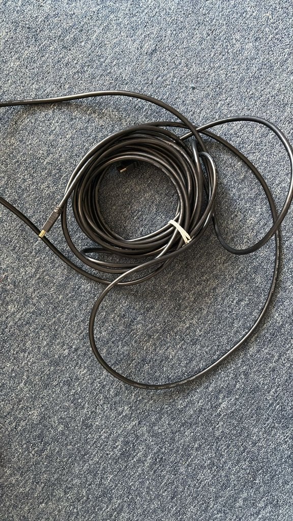 hdmi, Ophalen of Verzenden, Zo goed als nieuw, 10 meter of meer, HDMI-kabel