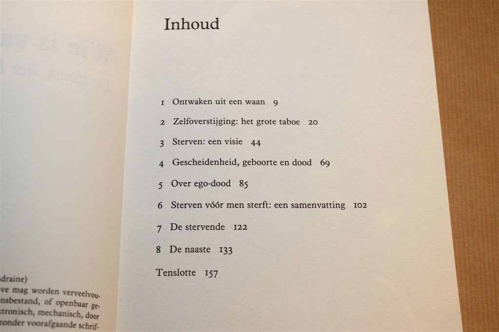 Wie is van Licht — De Dood als Laatste Taboe, Amrito, Ophalen of Verzenden, Gelezen, Overige onderwerpen, Achtergrond en Informatie