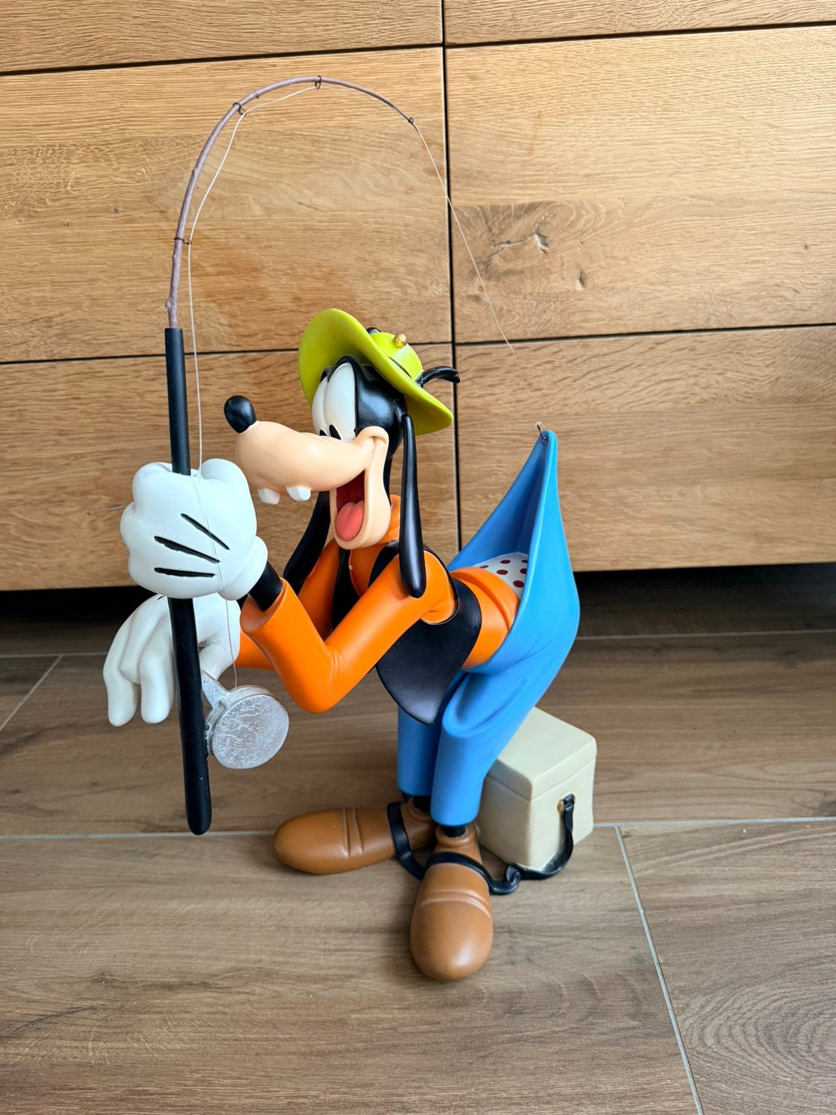 Zeer zeldzaam Goofy beeld - Goofy aan het vissen, Ophalen, Goofy of Pluto, Zo goed als nieuw, Beeldje of Figuurtje