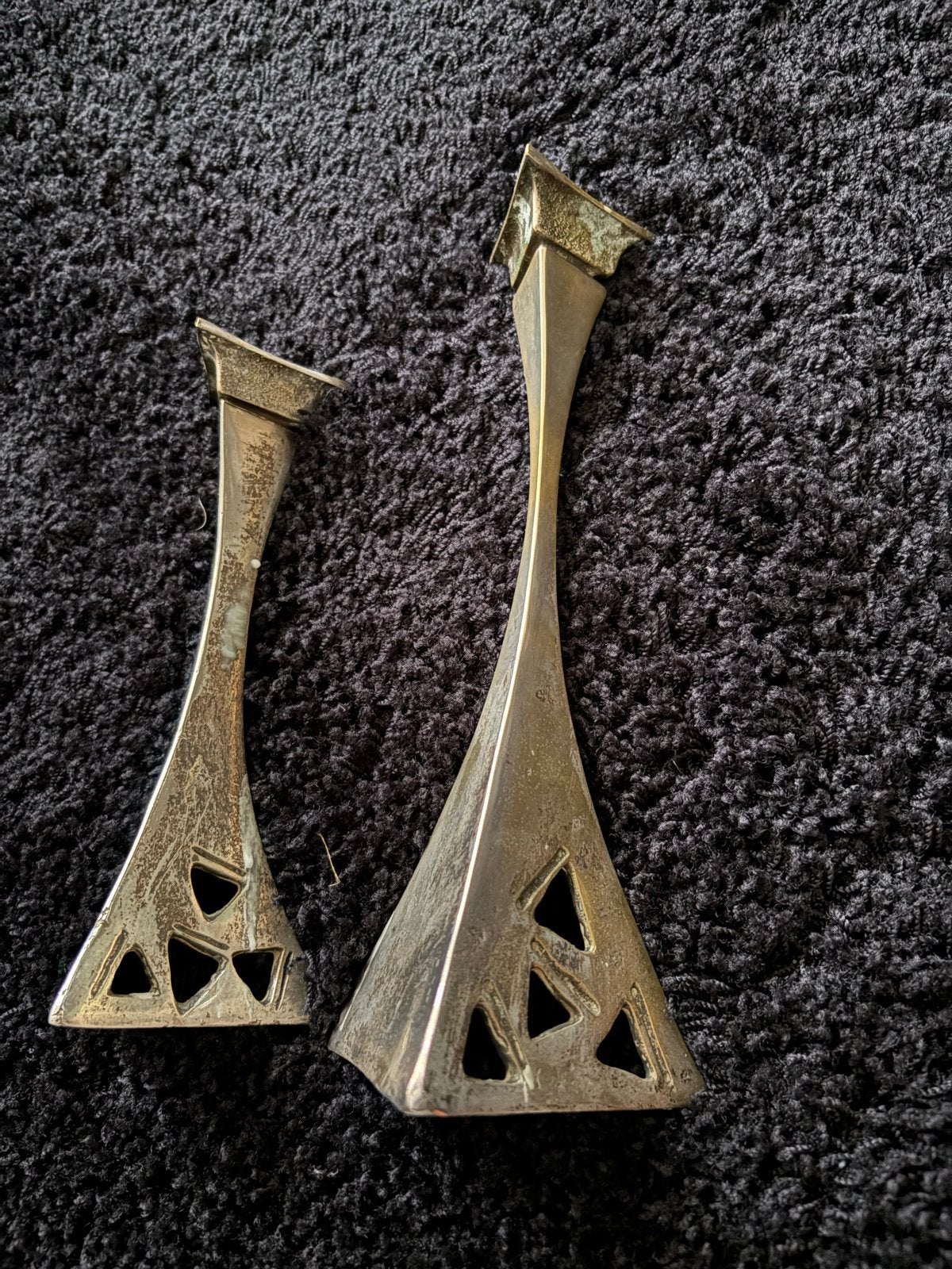 Vintage Brutalistische Messing Kandelaars - Set van 2, Antiek en Kunst, Antiek | Kandelaars, Ophalen, Koper of Brons
