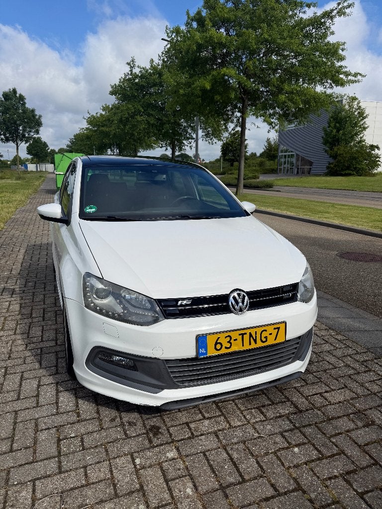 Volkswagen Polo 1.2 TSI 66KW 2012 Wit, Auto's, Volkswagen, Voorwielaandrijving, 40 €/maand, 4 cilinders, Wit