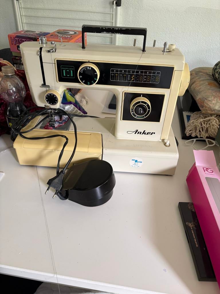 Anker Naaimachine - Vintage Model, Hobby en Vrije tijd, Ophalen, Zo goed als nieuw, Naaimachine, Overige merken
