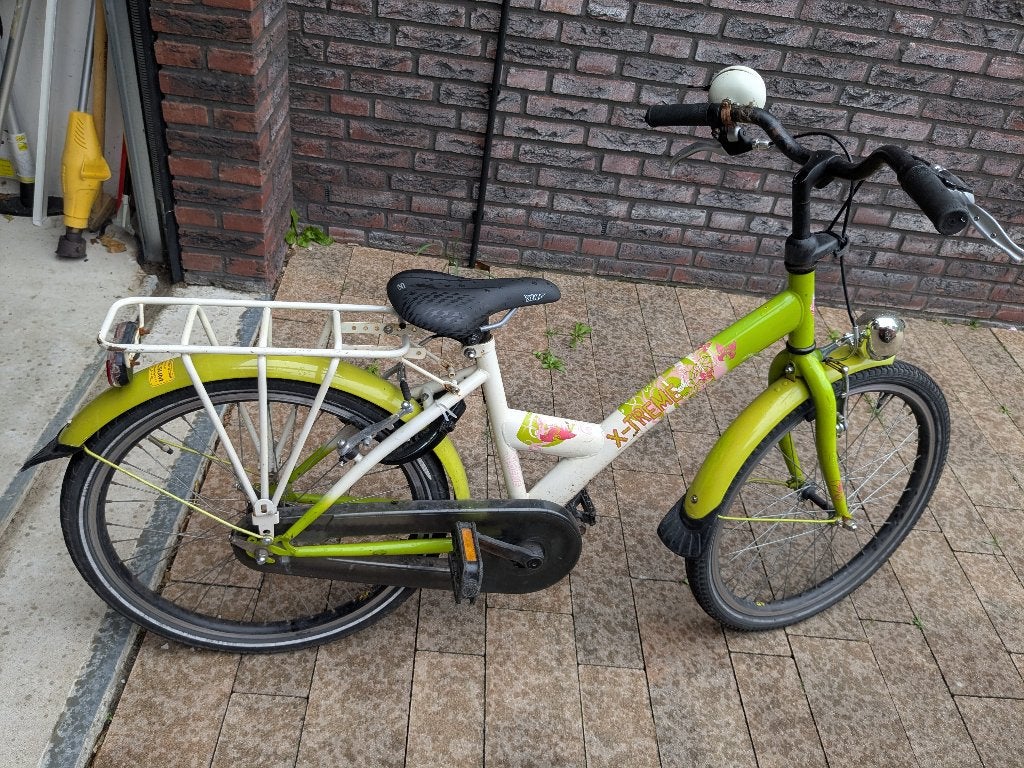 Meisjes fiets 24 inch Loekie, Fietsen en Brommers, Fietsen | Meisjes, Ophalen, Terugtraprem, Loekie, Handrem