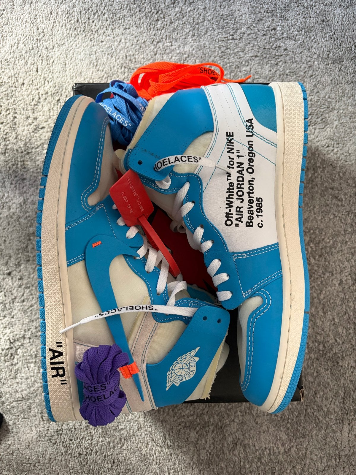 Nike Air Jordan 1 Off-White UNC - Zonder doos, Kleding | Heren, Schoenen, Ophalen of Verzenden, Gedragen, Blauw, Sneakers of Gympen