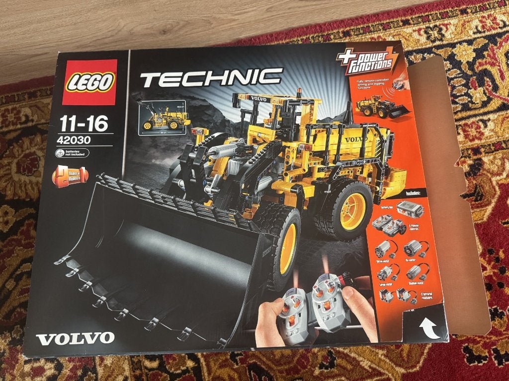 Lego 42030 Volvo L350F wiellader, Ophalen, Lego, Zo goed als nieuw, Technic