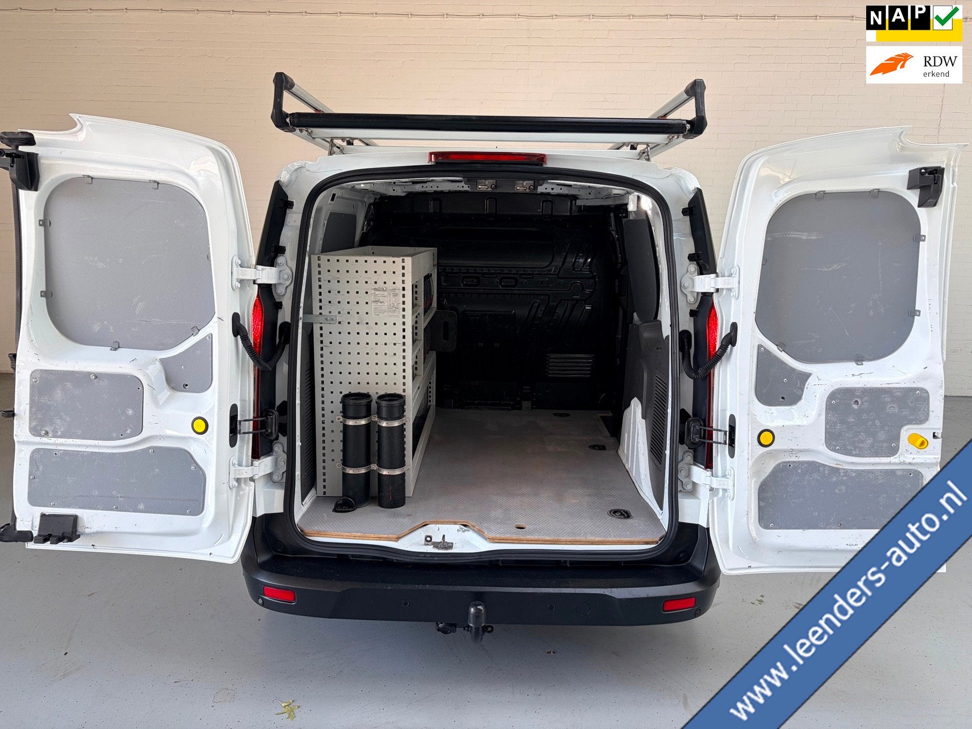 Ford Transit Connect Automaat 1.5 EcoBlue 100PK L1H1 Trend 3, 1350 kg, Stof, Gebruikt, 4 cilinders