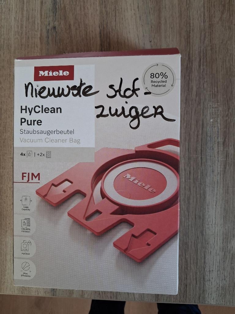Miele stofzuigerzakken, nieuw in doos, 4 stuks, Ophalen of Verzenden, Nieuw