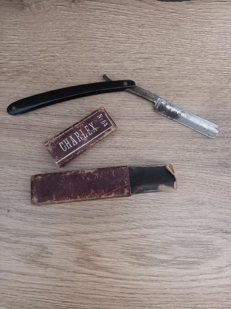 oud scheermes charlex no 64, Antiek en Kunst, Antiek | Overige Antiek, Ophalen of Verzenden