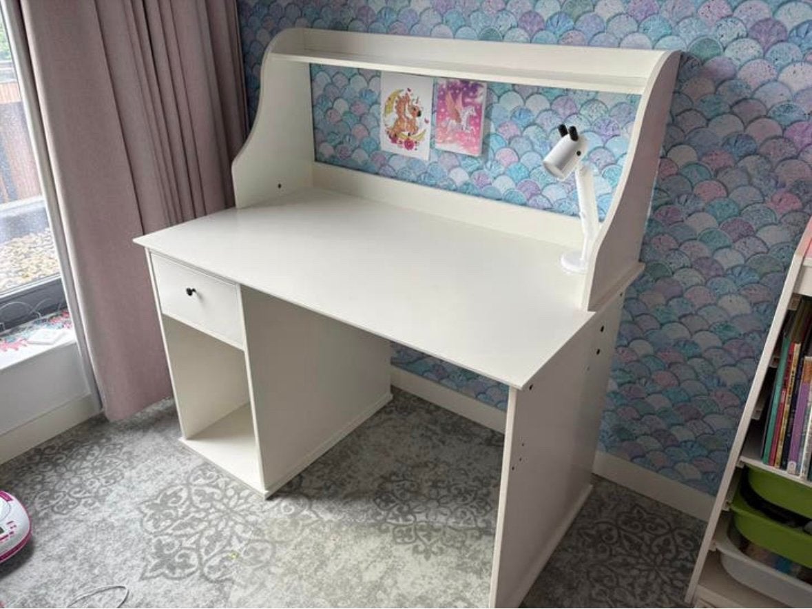 Mooi (meisjes)bureau, Huis en Inrichting, Bureaus, Ophalen, Gebruikt