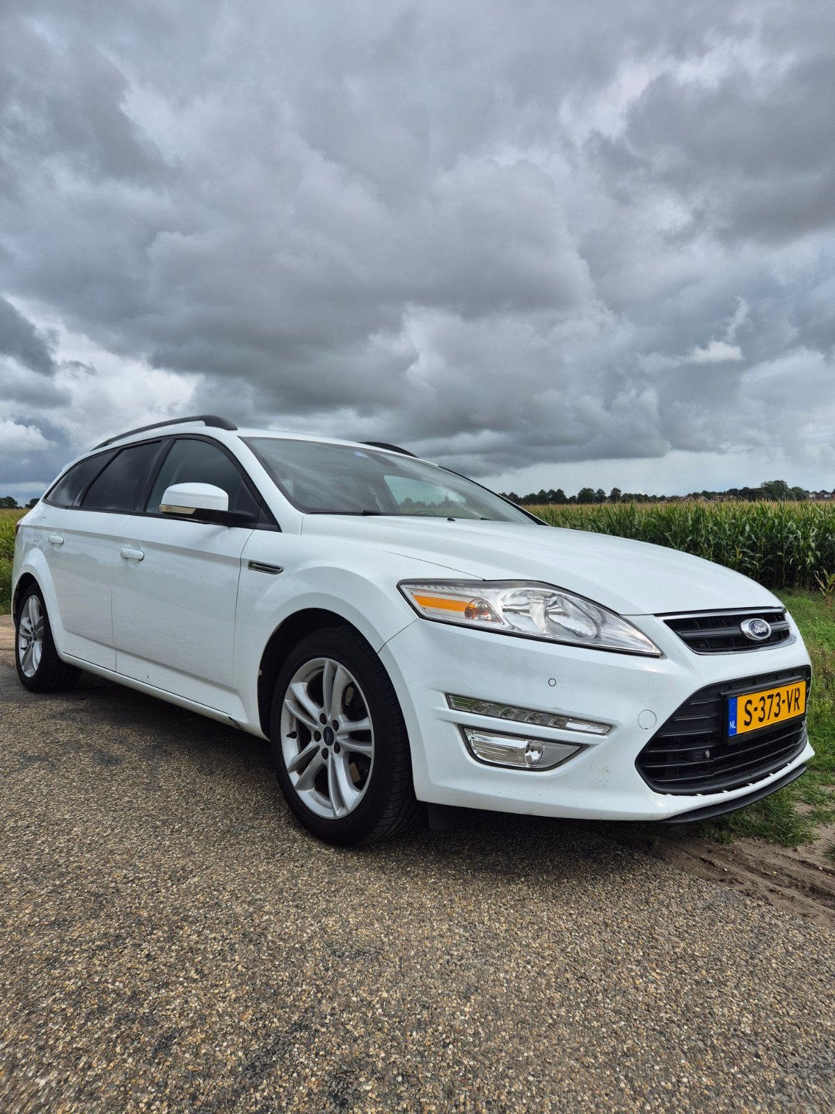 Ford Mondeo 1.6 16V Scti 118KW Wagon 2011 Wit, Auto's, Ford, Voorwielaandrijving, 1596 cc, Zwart, 4 cilinders