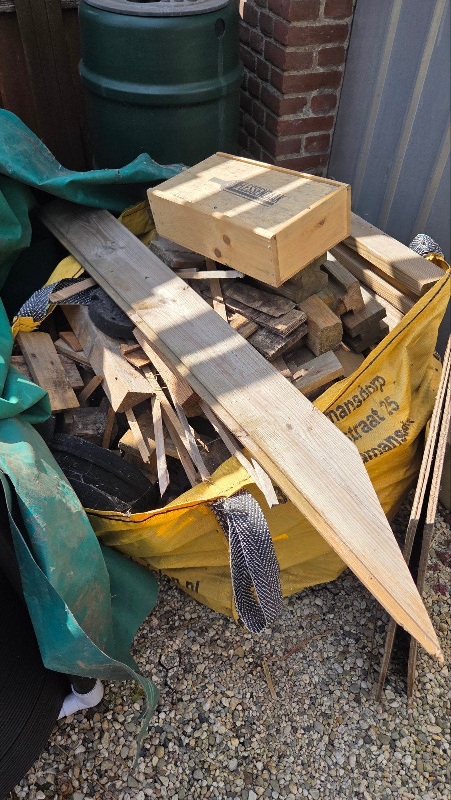 Vuurkorf of haardhout, planken en balken, Doe-het-zelf en Verbouw, Hout en Planken, Ophalen, Gebruikt, Minder dan 25 mm, Balk