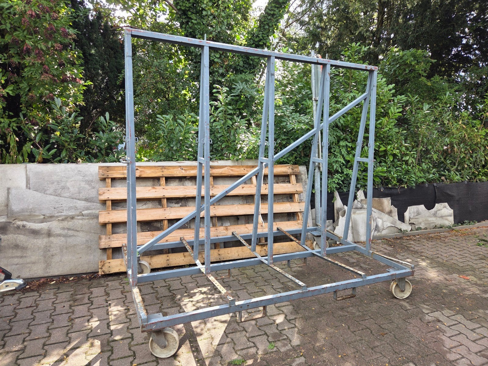 Robuuste transportbok / glasbok op wielen voor glas/platen, Ophalen