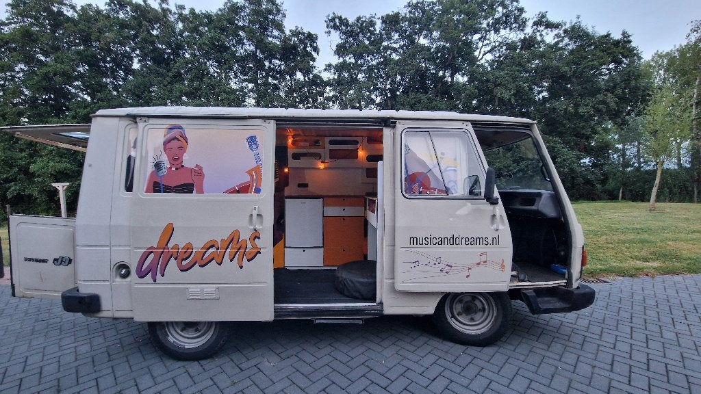 Peugeot Kampeerauto 1985 Wit, Voorwielaandrijving, 1350 kg, Overige modellen, Overige bekleding